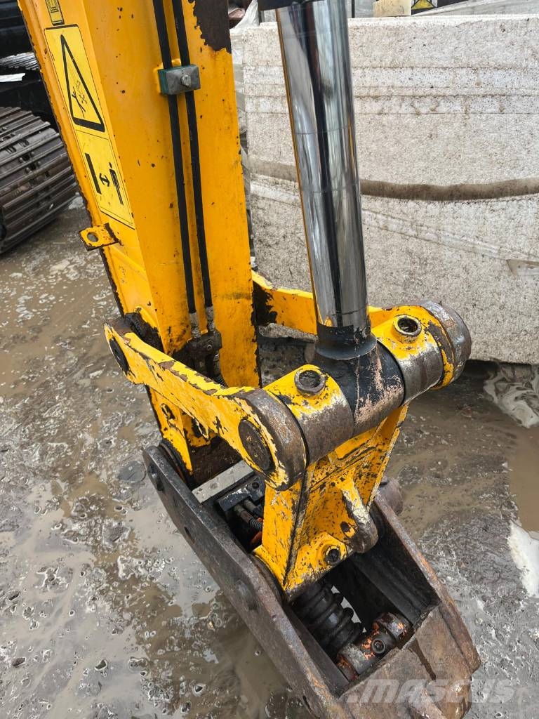 JCB JS 145 LC Kāpurķēžu ekskavatori