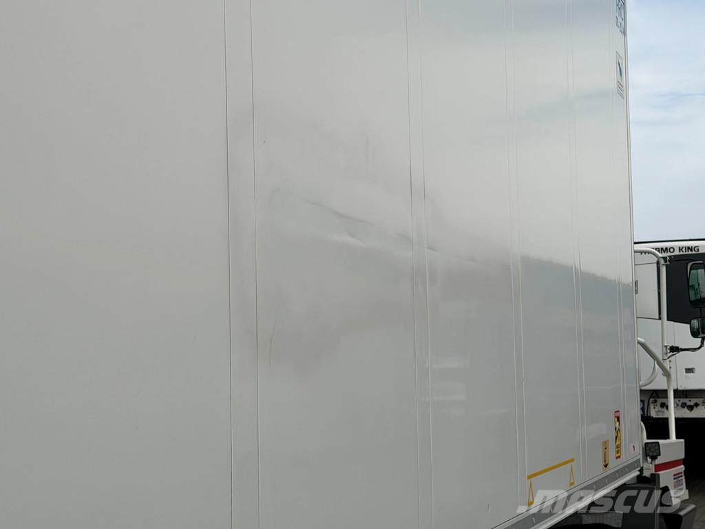 Schmitz Cargobull Thermo King SLXi Spectrum *DEFECT* Double Stock Ro Koel-vries opleggers