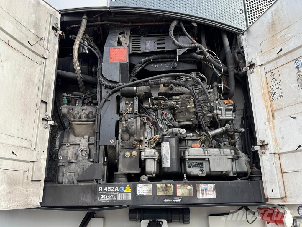 Schmitz Cargobull Thermo King SLXi Spectrum *DEFECT* Double Stock Ro Koel-vries opleggers