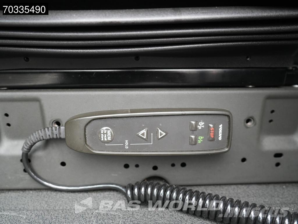 Volvo FH 500 4X2 XL 2x Tanks I-ParkCool ACC Sattelzugmaschinen