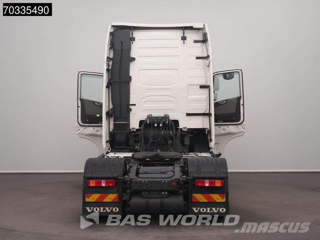 Volvo FH 500 4X2 XL 2x Tanks I-ParkCool ACC Sattelzugmaschinen