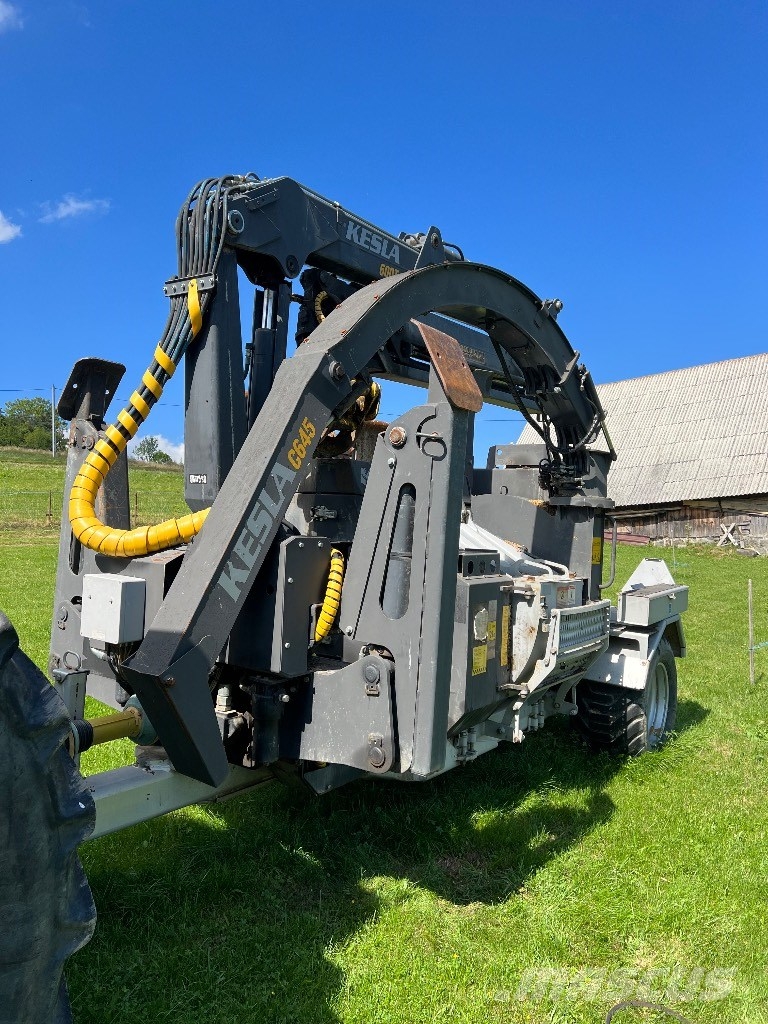 Kesla + New Holland G190 C 645 Дробилки древесины