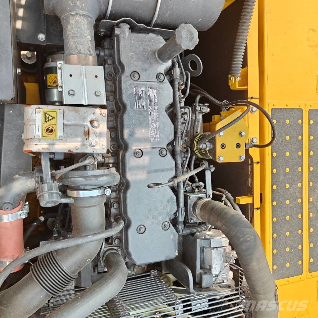 Komatsu 240 Escavadeiras de esteiras