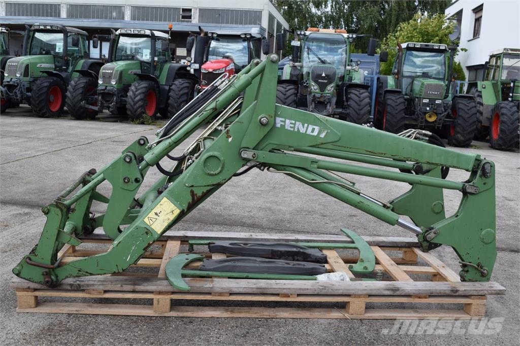 Fendt Frontlader für Fendt Serie 400 لوادر وحفارات أمامية