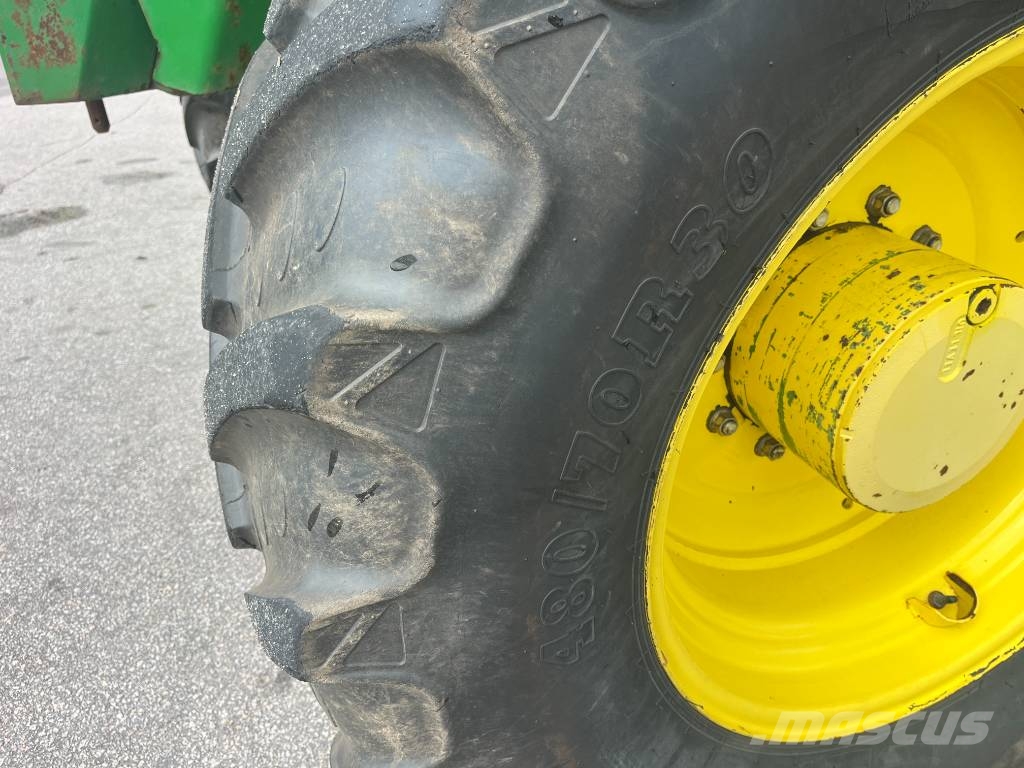 John Deere 6150 R Trattori