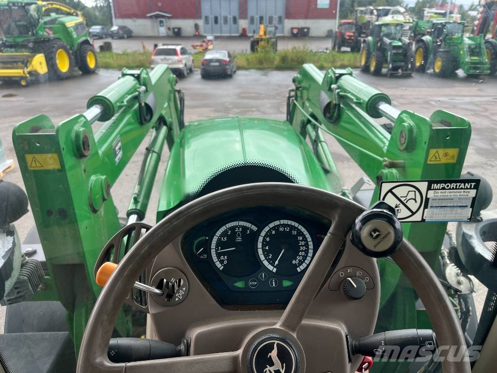 John Deere 6150 R Trattori