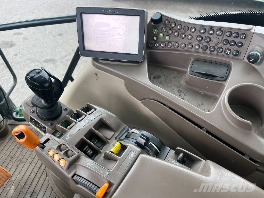 John Deere 6150 R Trattori