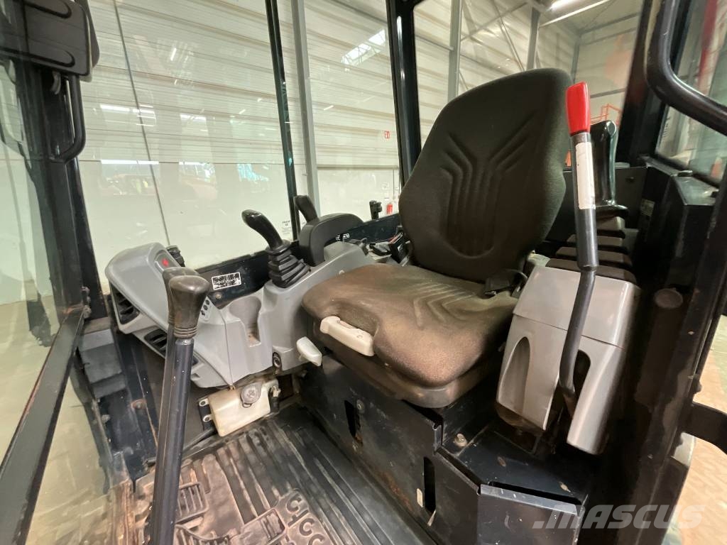 Kubota U 27-4 Minigraafmachines < 7t