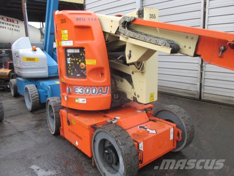 JLG E 300 AJ Knikarmhoogwerkers
