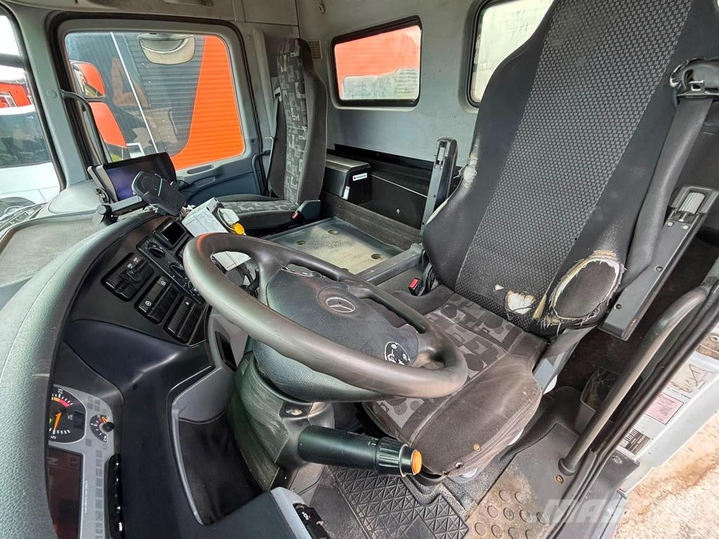 Mercedes-Benz Actros 3244 8x4 CIFA SL 9 m3 Camiones hormigonera