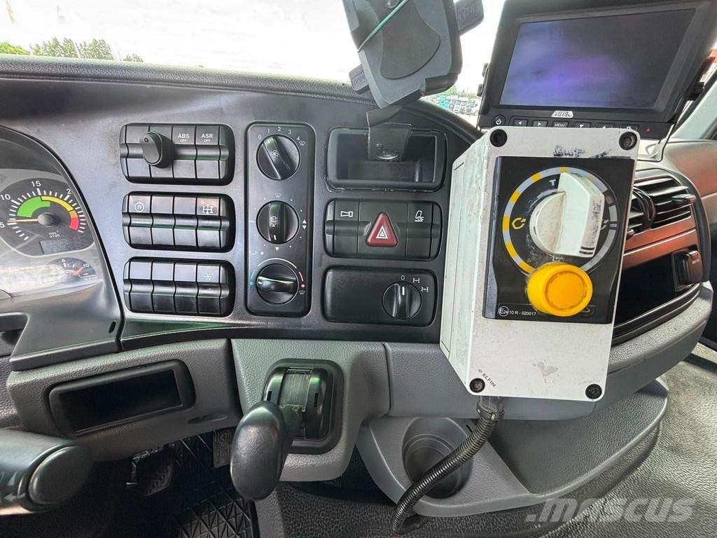 Mercedes-Benz Actros 3244 8x4 CIFA SL 9 m3 Camiones hormigonera
