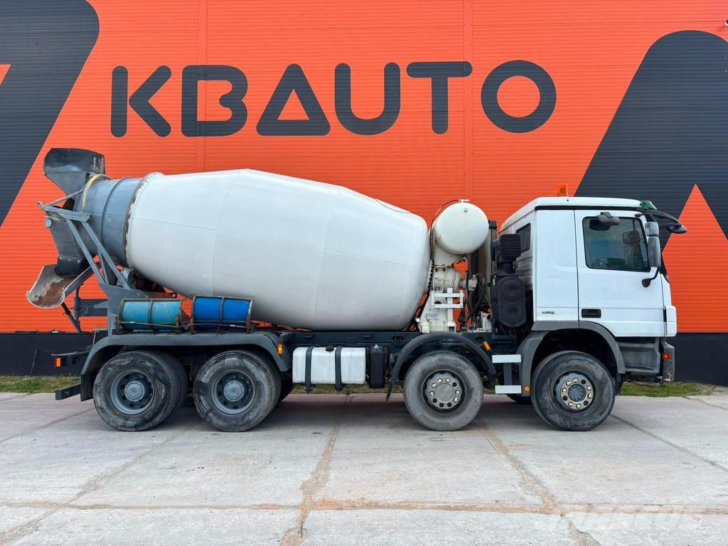 Mercedes-Benz Actros 3244 8x4 CIFA SL 9 m3 Camiones hormigonera