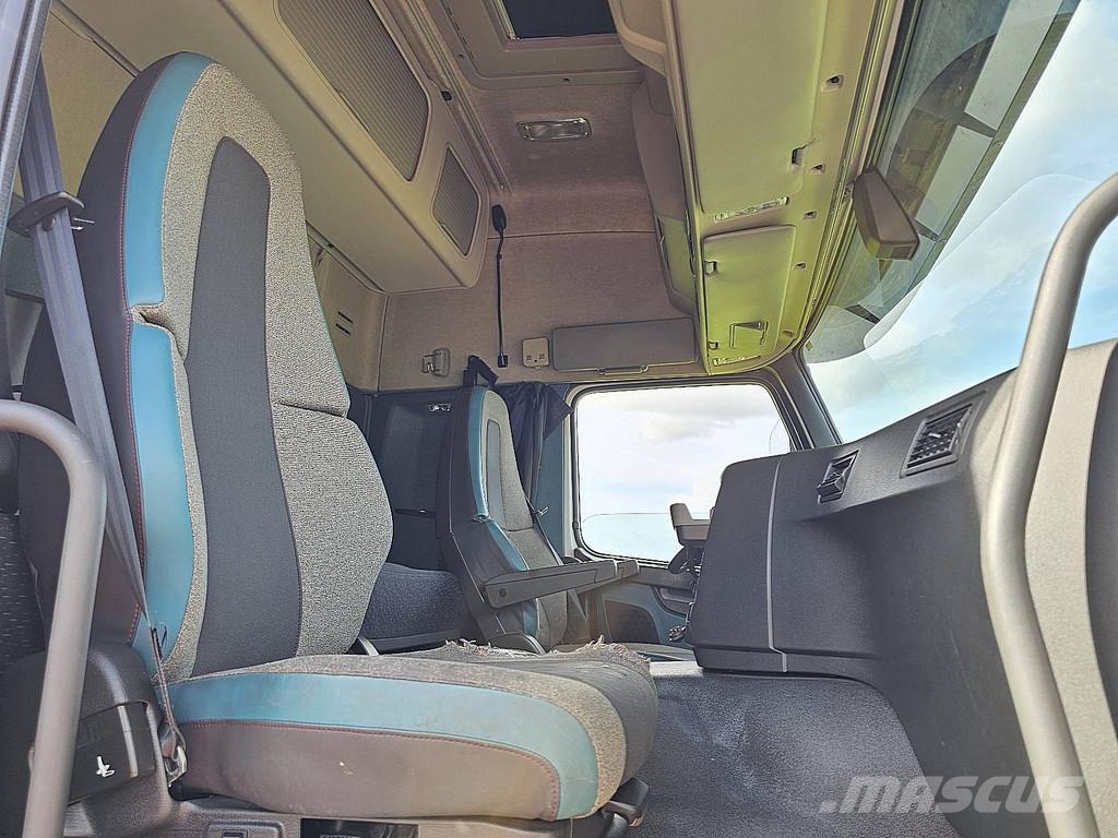 Volvo FM 450 450 Skirts Airco Prime Movers