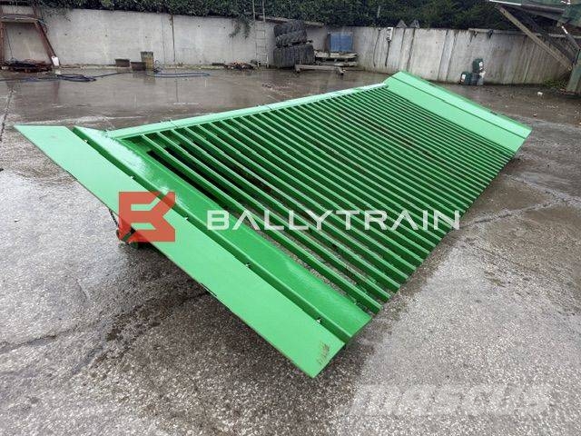 McCloskey Hydraulic Tipping Grid Mobilna sita