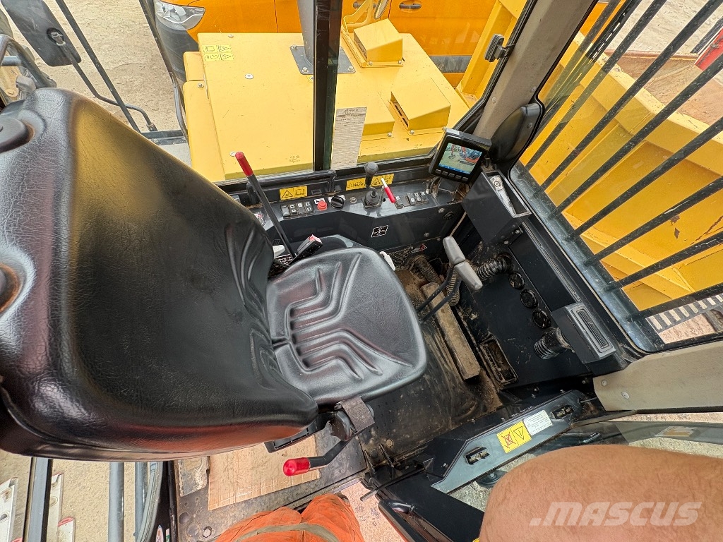 Yanmar C50R-5A TV Tracked dumpers