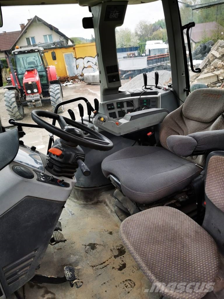 CLAAS Axion 840 Tractores