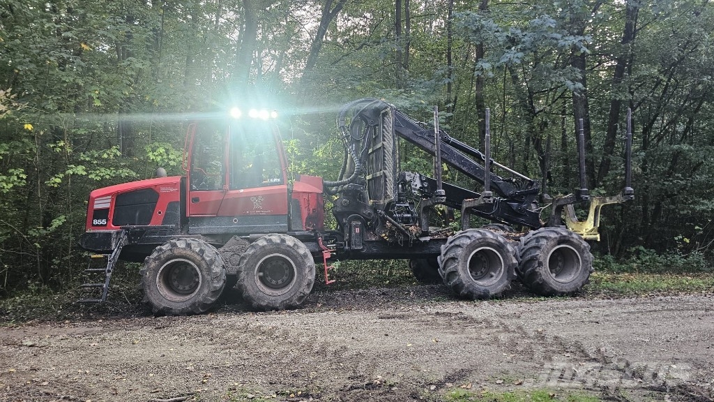 Komatsu 855 Forvarderi