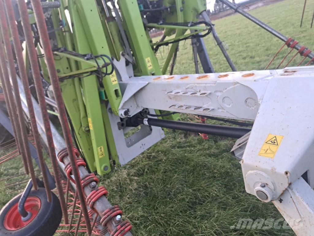 CLAAS Liner 4000 Gadanheiras-fileiras