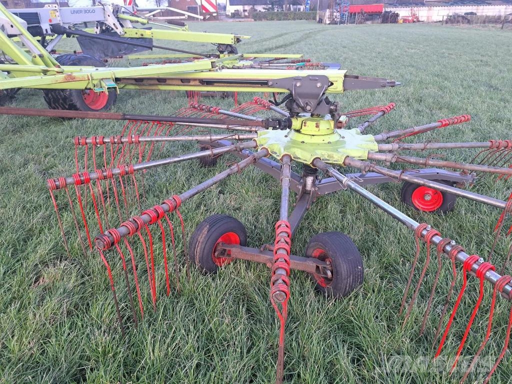 CLAAS Liner 4000 Gadanheiras-fileiras