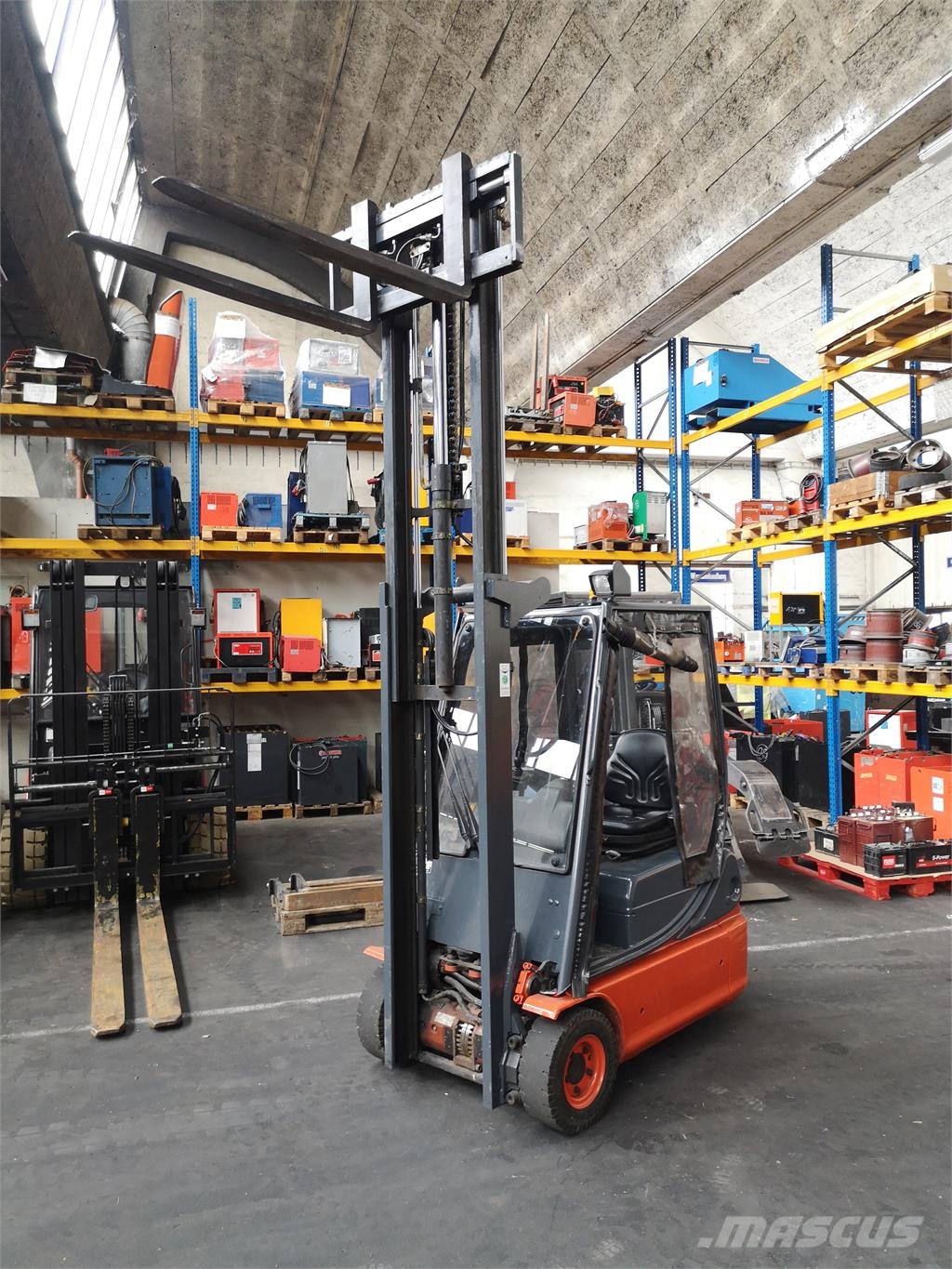 Linde E14-02 Electric forklifts
