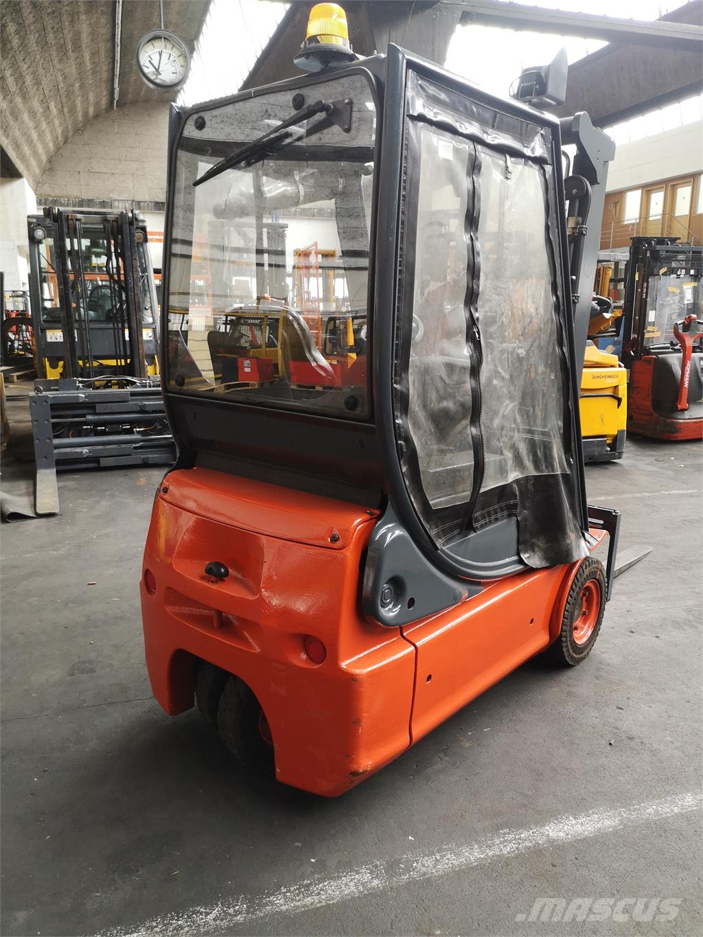 Linde E14-02 Electric forklifts