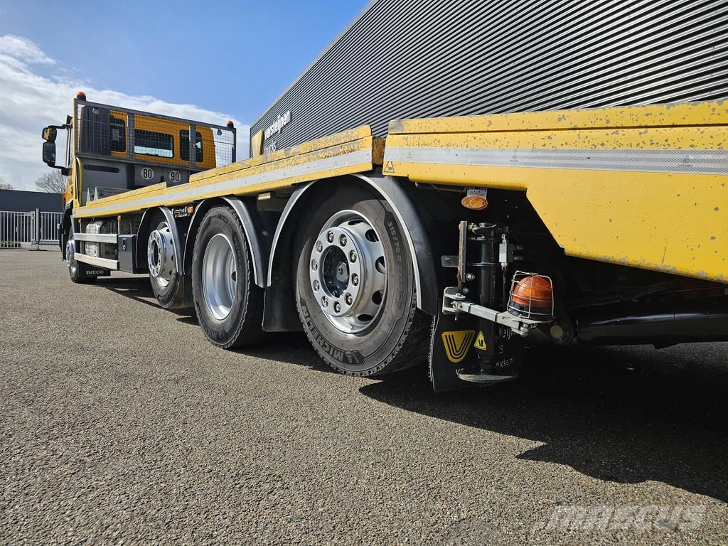 Iveco AD320S42 8x2 / WINCH / RETARDER Hinausautot