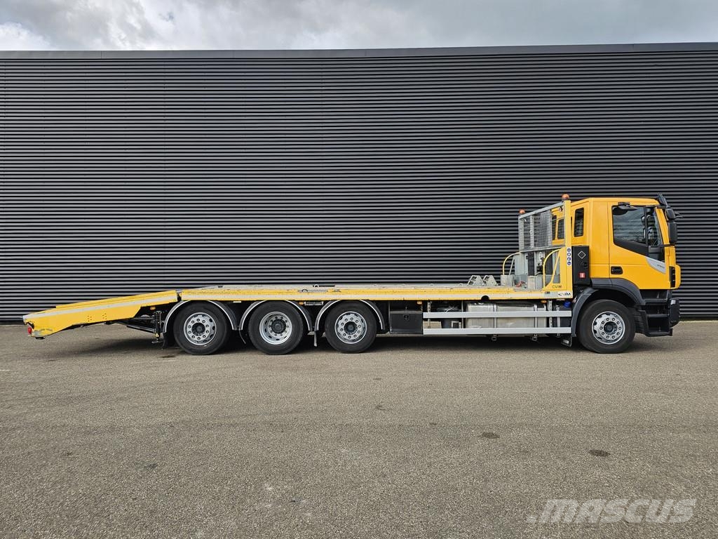 Iveco AD320S42 8x2 / WINCH / RETARDER Hinausautot