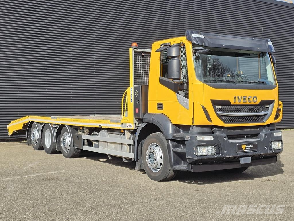 Iveco AD320S42 8x2 / WINCH / RETARDER Hinausautot