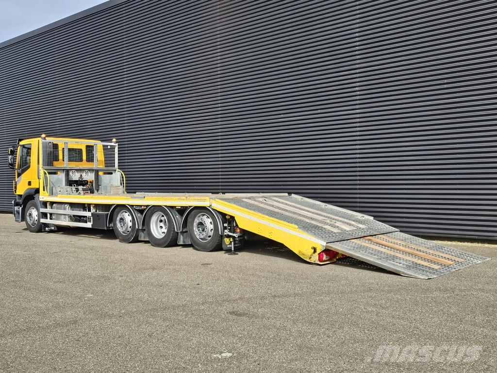 Iveco AD320S42 8x2 / WINCH / RETARDER Hinausautot