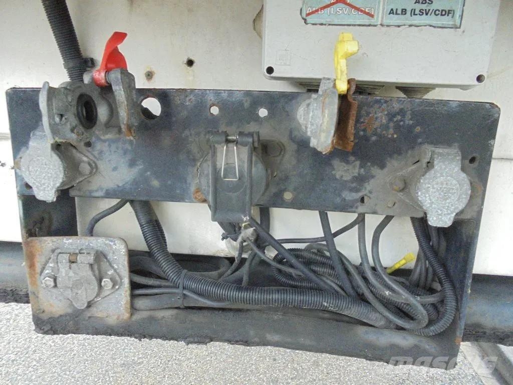 Vogelzang V0-STG 1 Axle + Dhollandia Lift + Carrier Vector 1 Semirremolques de temperatura controlada