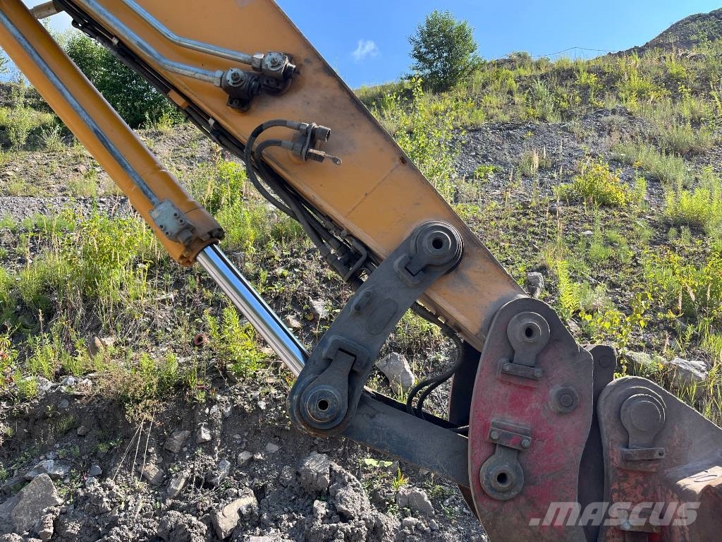 Liebherr R 924 C 대형 굴삭기 29톤 이상