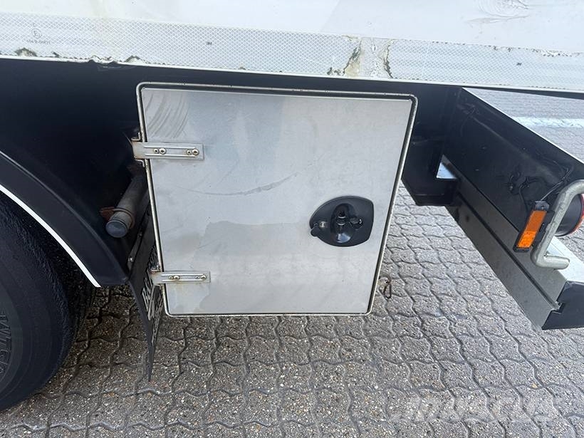 Ekeri Refrigerated trailer / Kühlauflieger 89m3 Температурно-контролирани полуремаркета