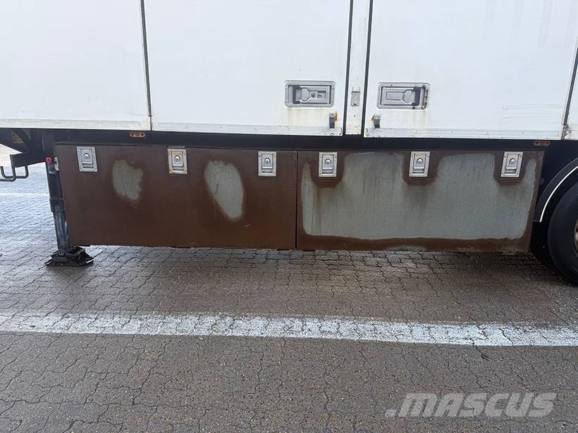 Ekeri Refrigerated trailer / Kühlauflieger 89m3 Температурно-контролирани полуремаркета