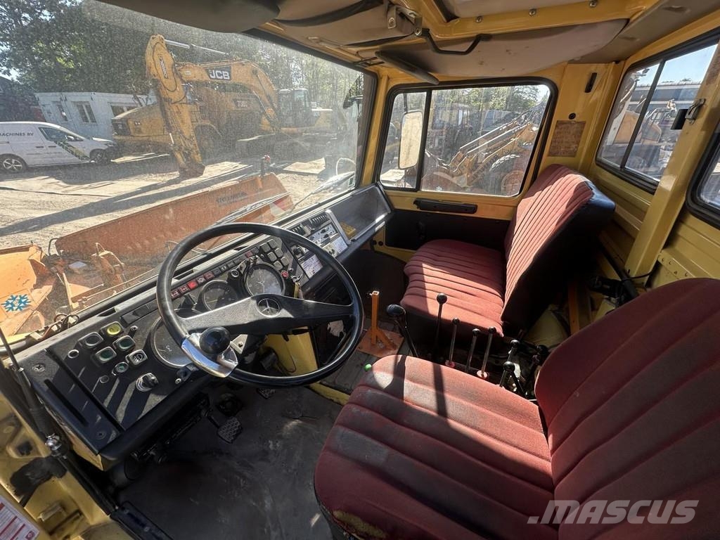 MB Trac Unimog U 1000 32.883km - SNOW PLOW トラクター