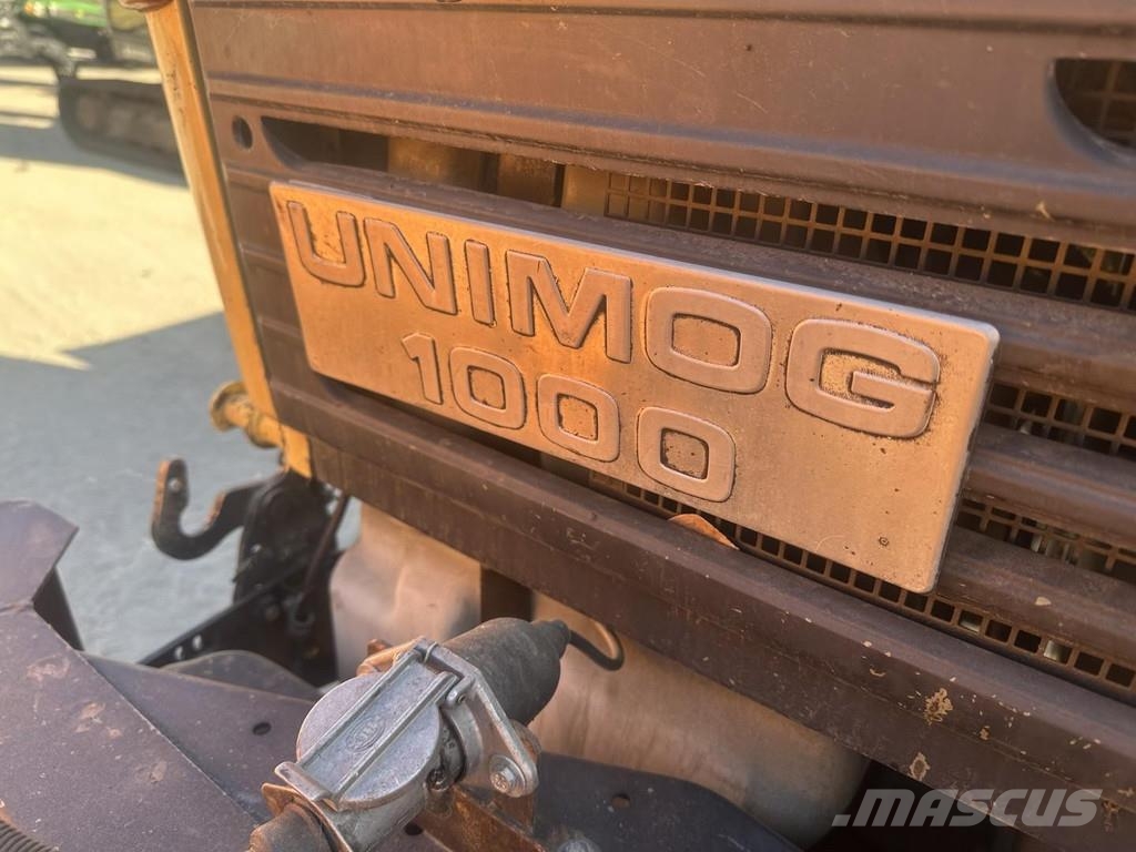 MB Trac Unimog U 1000 32.883km - SNOW PLOW トラクター