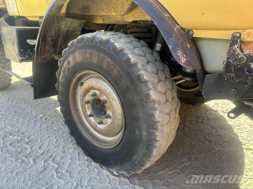 MB Trac Unimog U 1000 32.883km - SNOW PLOW トラクター