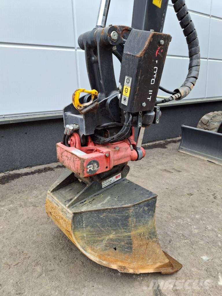 ECM 25Z7 Miniexcavadoras