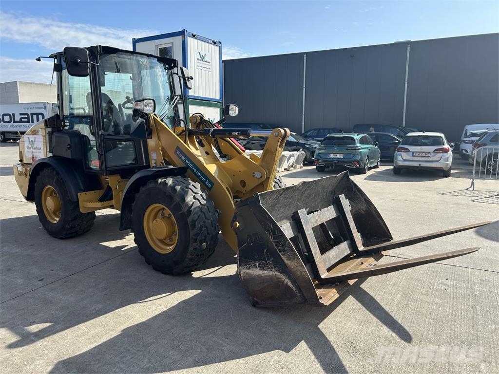 CAT 906 (9145) لوادر متعددة الأغراض