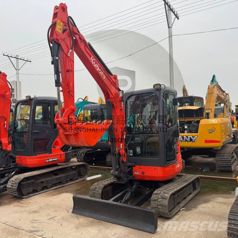 Kubota U 35 小型挖掘机