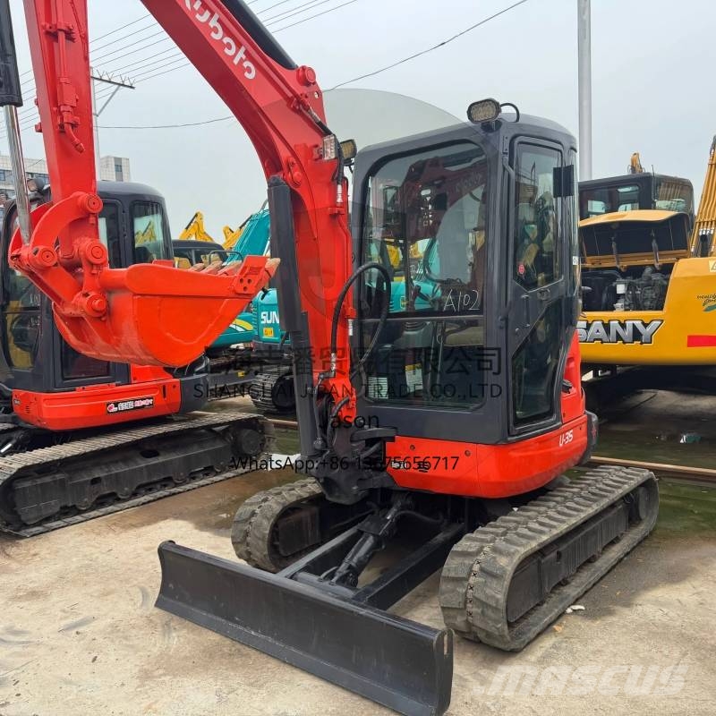Kubota U 35 小型挖掘机