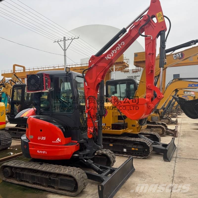 Kubota U 35 小型挖掘机