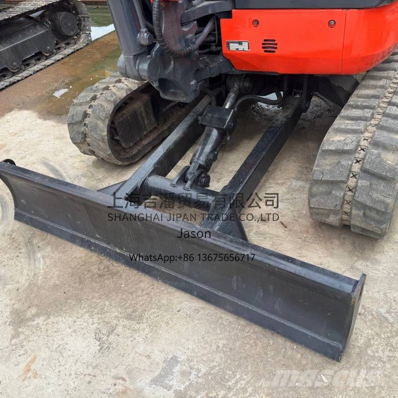 Kubota U 35 小型挖掘机