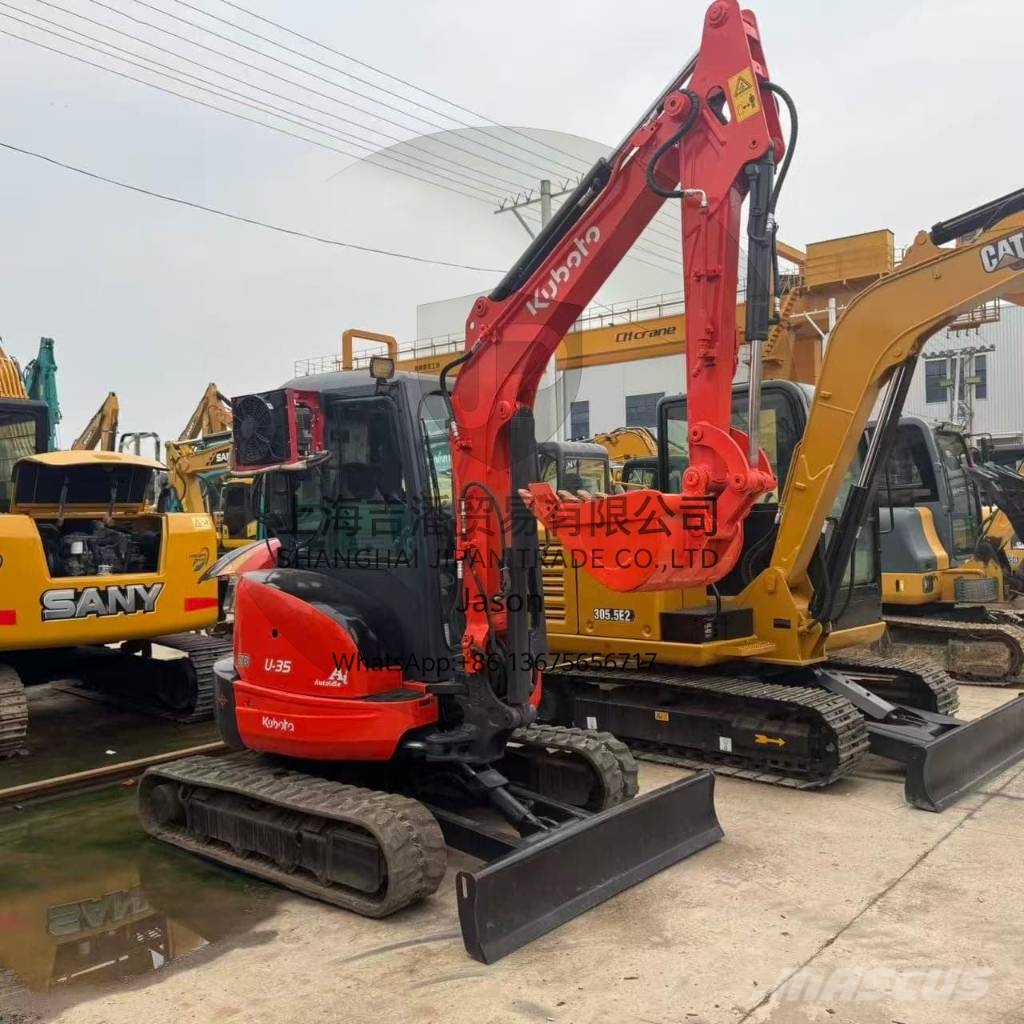 Kubota U 35 小型挖掘机