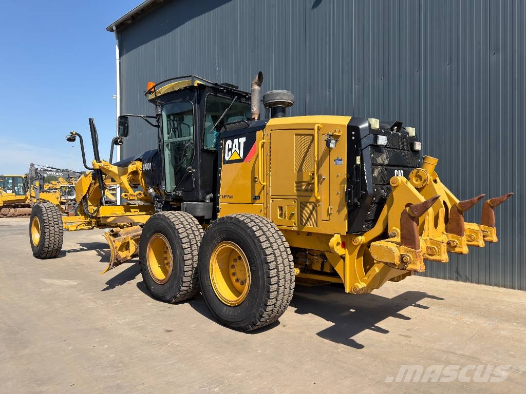 CAT 140M2 Tiehöylät