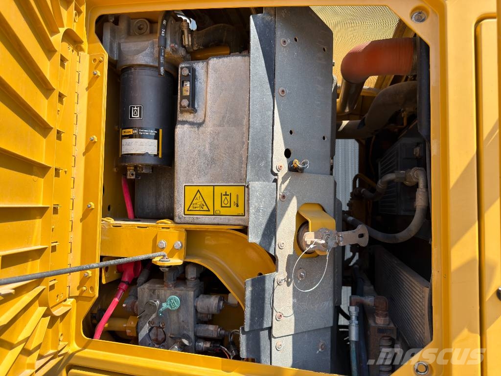 CAT 140M2 Tiehöylät