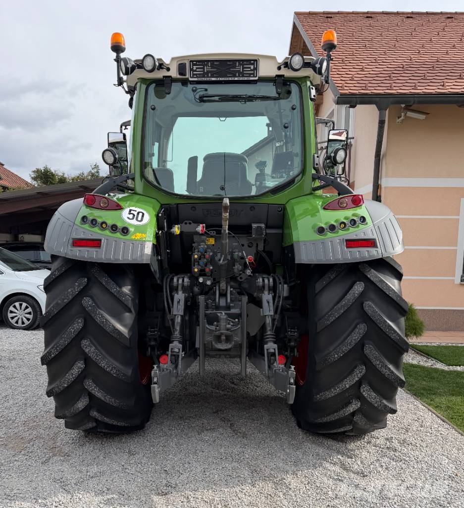 Fendt 516 Profi Plus Tractoren