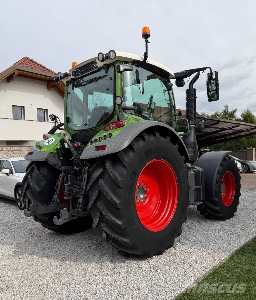 Fendt 516 Profi Plus Tractoren