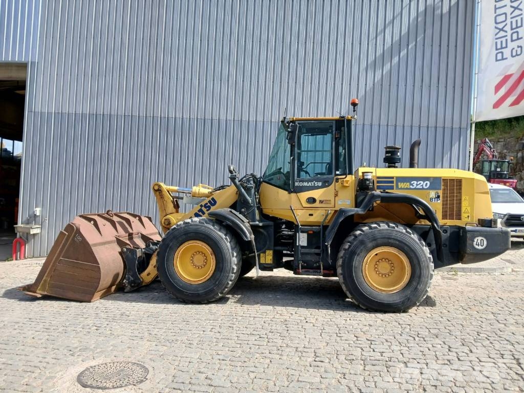 Komatsu WA 320-7 Pyöräkuormaajat