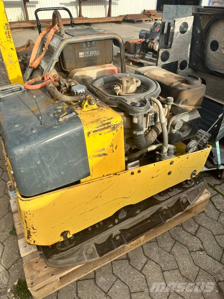 Bomag 740 kg fjernstyret Plaque vibrante