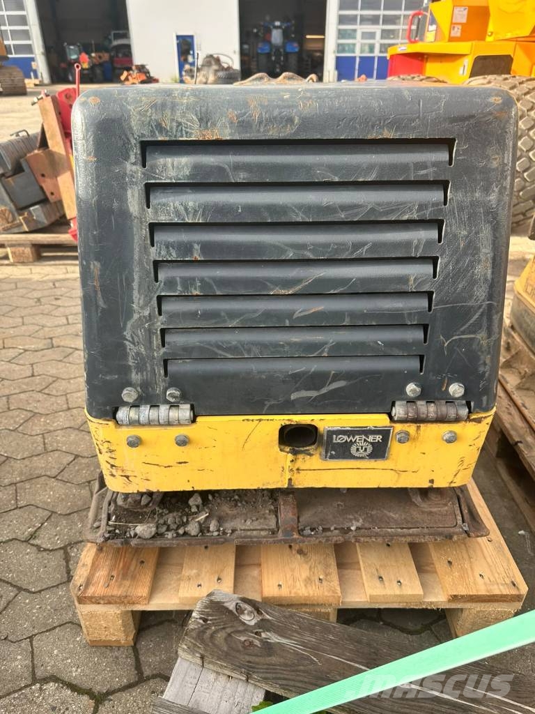 Bomag 740 kg fjernstyret Plaque vibrante